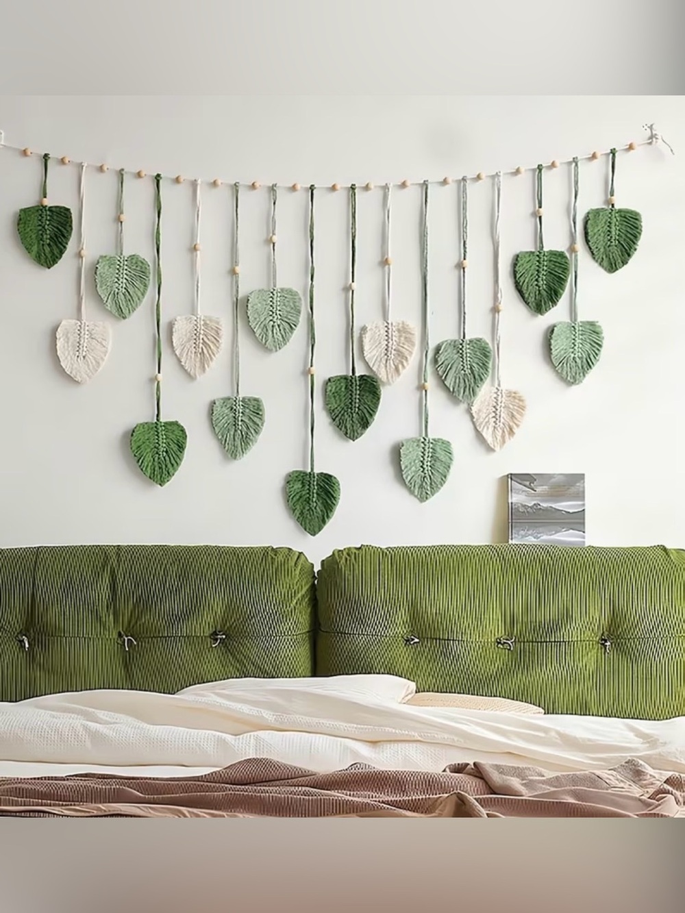 Boho Green and Cream Macrame Leaf Wall Hanging Garland